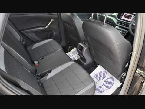 Volkswagen T-Cross R-LINE TSI DSG 24