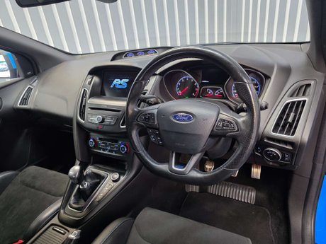 Ford Focus 2.3T EcoBoost RS Hatchback 5dr Petrol Manual AWD Euro 6 (s/s) (350 ps) 38