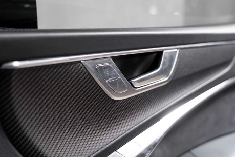 Audi RS6 Avant QUATTRO CARBON BLACK. VAT Q. WARRANTY. HEATED & COOLED SEATS. B & O. 65