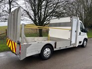 Peugeot Boxer 165ps BlueHDi 335 Drop & Go Low Floor Traffic Management - Toolbox 2