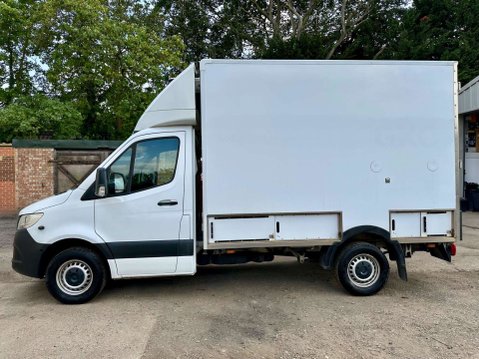 Mercedes-Benz Sprinter 2.0 315 CDI Progressive Chassis Cab 2dr Diesel Manual RWD L2 Euro 6 (s/s) ( 9