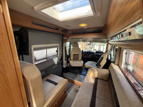 Autocruise Tempo BIG SPEC 2 BERTH HIGH TOP A MUST SEE 19