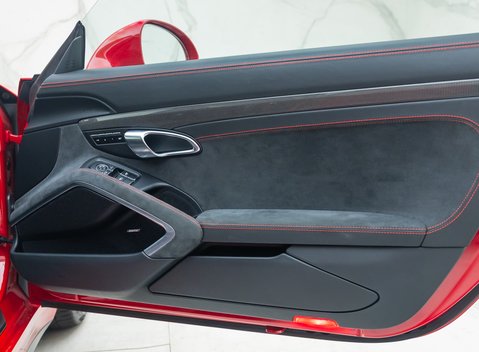 Porsche 911 Carrera 4 GTS (991.2) 25