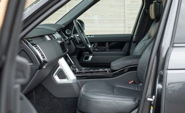 Land Rover Range Rover 5.0 Autobiography LWB 19