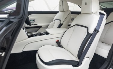 Rolls-Royce Spectre 17