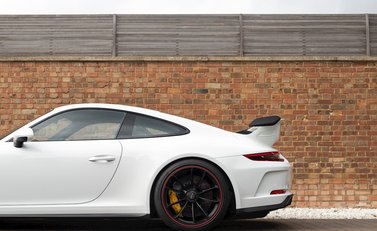Porsche 911 (991.2) GT3 25