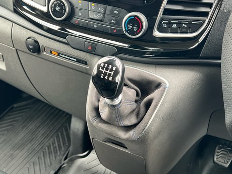 Ford Transit Custom 320 LIMITED P/V ECOBLUE 30