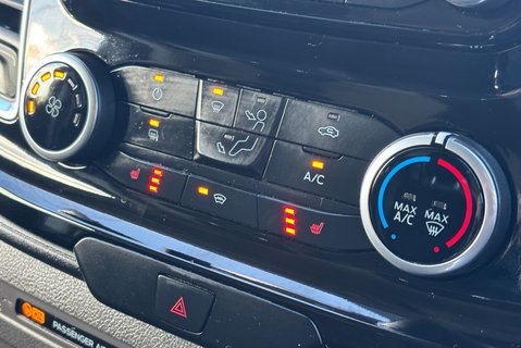 Ford Transit Custom 300 L2 130 ps Limited Panel Van - Upgraded Locks 18