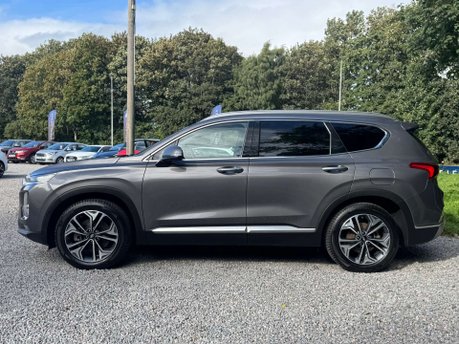 Hyundai SANTA FE 2.2 Santa Fe Premium SE CRDi Auto 4WD 5dr 10