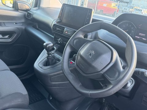 Peugeot Partner 1.5 BlueHDi 950 Professional Premium + Long Panel Van 6dr Diesel Manual LWB 16