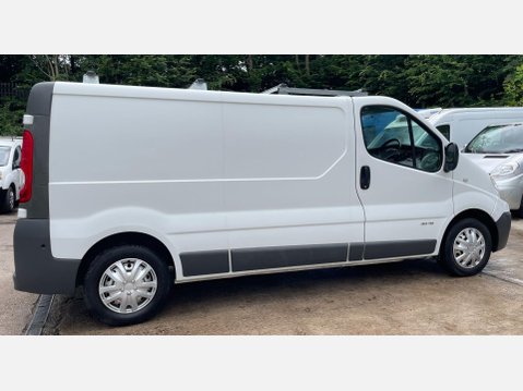 Renault Trafic 2.0 TD dCi LL29 Navigation L3 H1 4dr 8