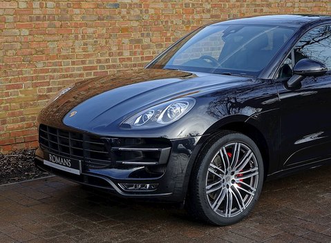 Porsche Macan Turbo 21