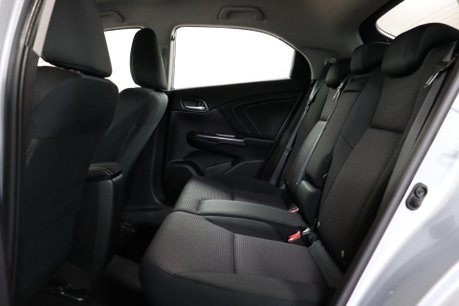 Honda Civic I-VTEC SE PLUS NAVI 41