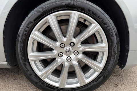 Volvo V90 D5 POWERPULSE INSCRIPTION PRO AWD -PAN ROOF - £6320 OPTIONAL EXTRAS  70