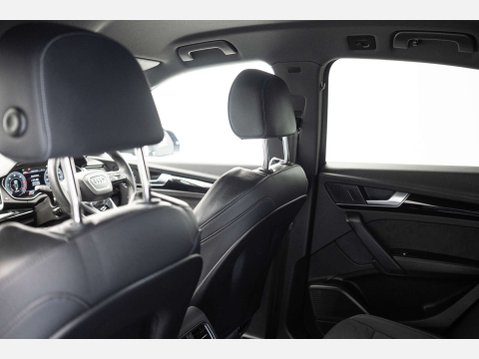 Audi Q5 2.0 Q5 Black Edition 40TDI MHEV Quattro Semi-Auto 4WD 5dr 56