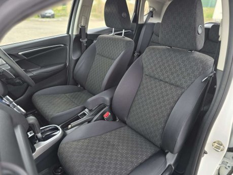 Honda Jazz 1.3 i-VTEC SE Hatchback 5dr Petrol CVT Euro 6 (s/s) (102 ps) 34