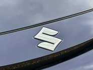 Suzuki Swace MOTION 13