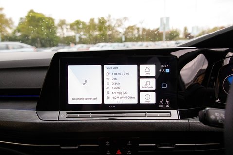 Volkswagen Golf GTE DSG 24