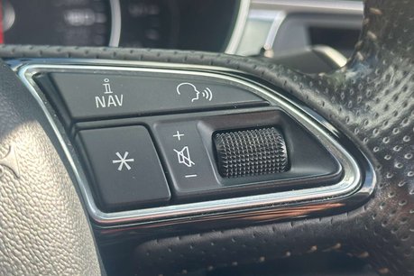 Audi A7 3.0 TDI V6 Black Edition Sportback 5dr Diesel S Tronic quattro Euro 6 (s/s) 32
