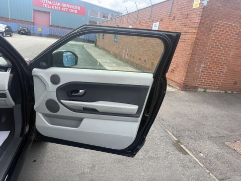 Land Rover Range Rover Evoque 2.2 Range Rover Evoque Pure Tech eD4 4x2 3dr 23