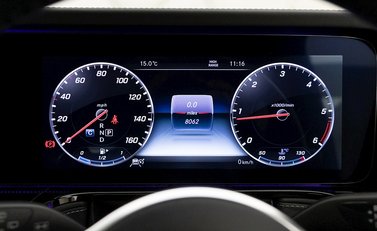 Mercedes-Benz G Series AMG Line Premium 17