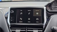 Peugeot 2008 1.2 PureTech Signature SUV 5dr Petrol EAT Euro 6 (s/s) (130 ps) 33