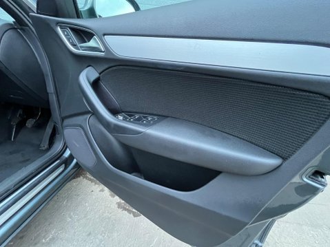 Audi Q3 2.0 TDI S line quattro Euro 5 (s/s) 5dr 21