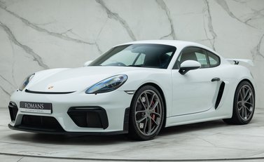 Porsche Cayman GT4 (718) 1
