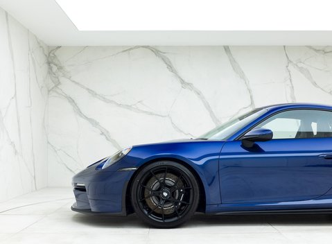 Porsche 911 (992) GT3 Touring 21