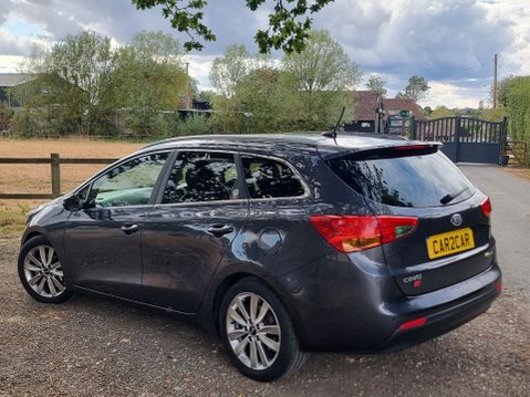 Kia Ceed CRDI 4 TECH ECODYNAMICS 8