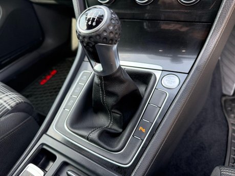 Volkswagen Golf 2.0 TDI BlueMotion Tech GTD Euro 6 (s/s) 5dr 18