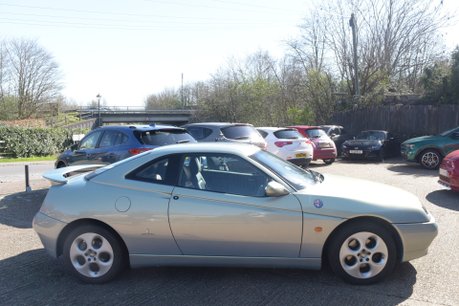 Alfa Romeo GTV T.Spark 16V Lusso 3