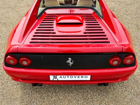 Ferrari F355 GTS MANUAL 24