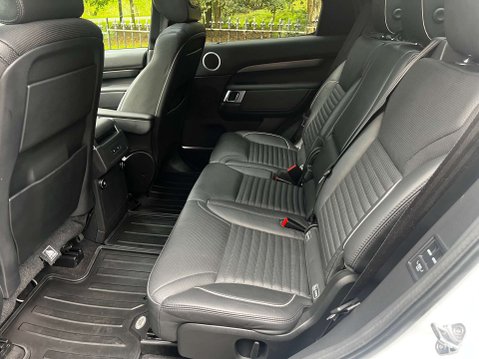 Land Rover Discovery HSE 19