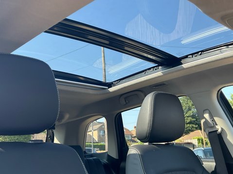 Suzuki Vitara SZ5 38