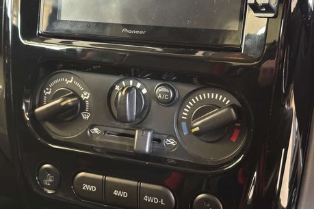 Suzuki Jimny 1.3 VVT SZ4 SUV 3dr Petrol Manual 4WD Euro 5 (85 ps) 39