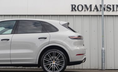 Porsche Cayenne V6 26