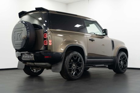 Land Rover Defender 3.0 Defender Hard Top D MHEV Auto 4WD 3dr 10