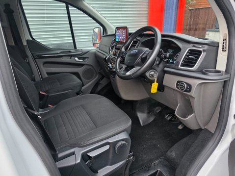 Ford Transit Custom 300 LIMITED DCIV ECOBLUE 13