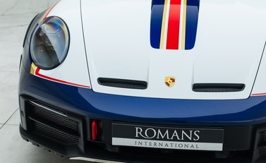 Porsche 911 DAKAR (992) 37