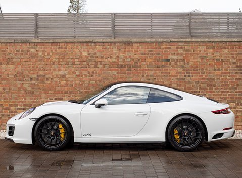 Porsche 911 (991.2) Carrera 4 GTS 2