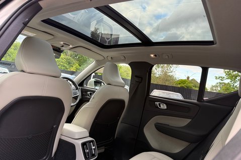 Volvo XC40 T5 INSCRIPTION AWD -XENIUM -360 CAMERA -PAN ROOF -HARMAN KARDON -WINTER PAC 30