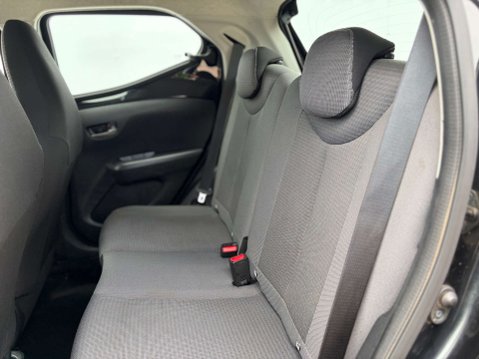 Toyota Aygo 1.0 Aygo X-Play TSS VVT-i 5dr 43