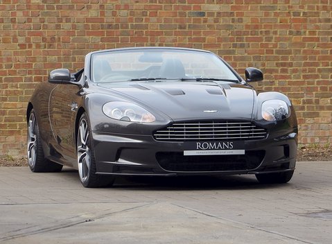 Aston Martin DBS Volante 1
