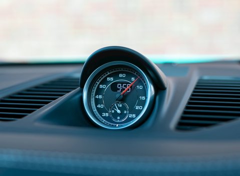 Porsche 911 (991) Carrera GTS 18