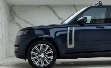 Land Rover Range Rover P400 HSE 24