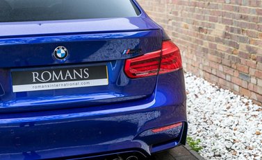 BMW M3 Competition Package 25