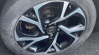 Toyota C-HR 1.8 VVT-h Design SUV 5dr Petrol Hybrid CVT Euro 6 (s/s) (122 ps) 31