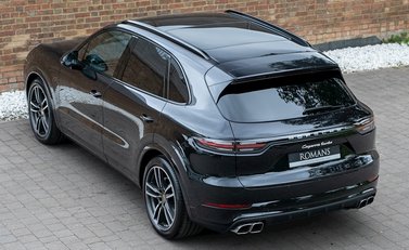 Porsche Cayenne Turbo 9
