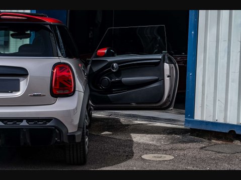 Mini Hatch 2.0 John Cooper Works Auto 3dr 8